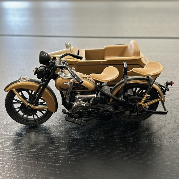 Harley-Davidson Numbered Limited Edition 1933 Motorcycle Sidecar Ultra Edition - Picture 4 of 14